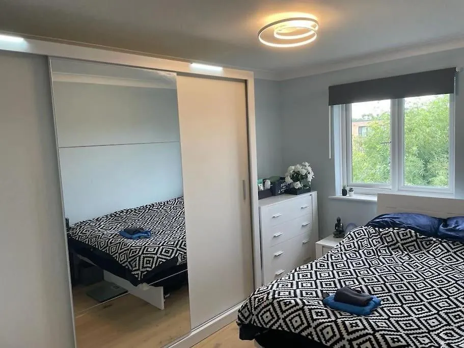 Double Room -The Stylish Yellow Flat لندن 0*,  المملكة المتحدة